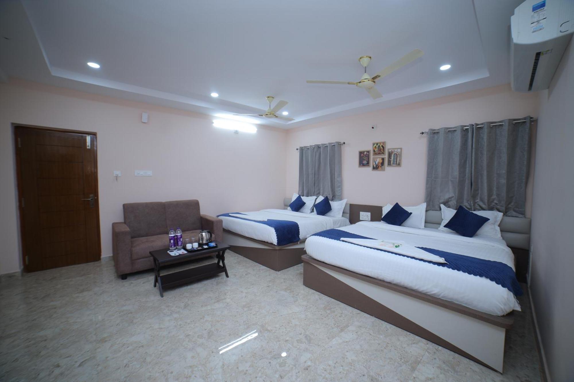 Sri Ganesh Grand Hotel Tirupati Buitenkant foto