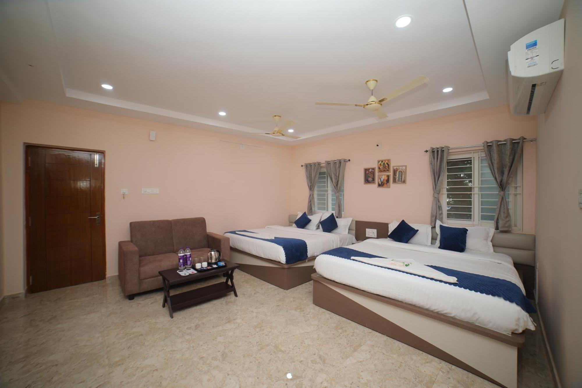 Sri Ganesh Grand Hotel Tirupati Buitenkant foto