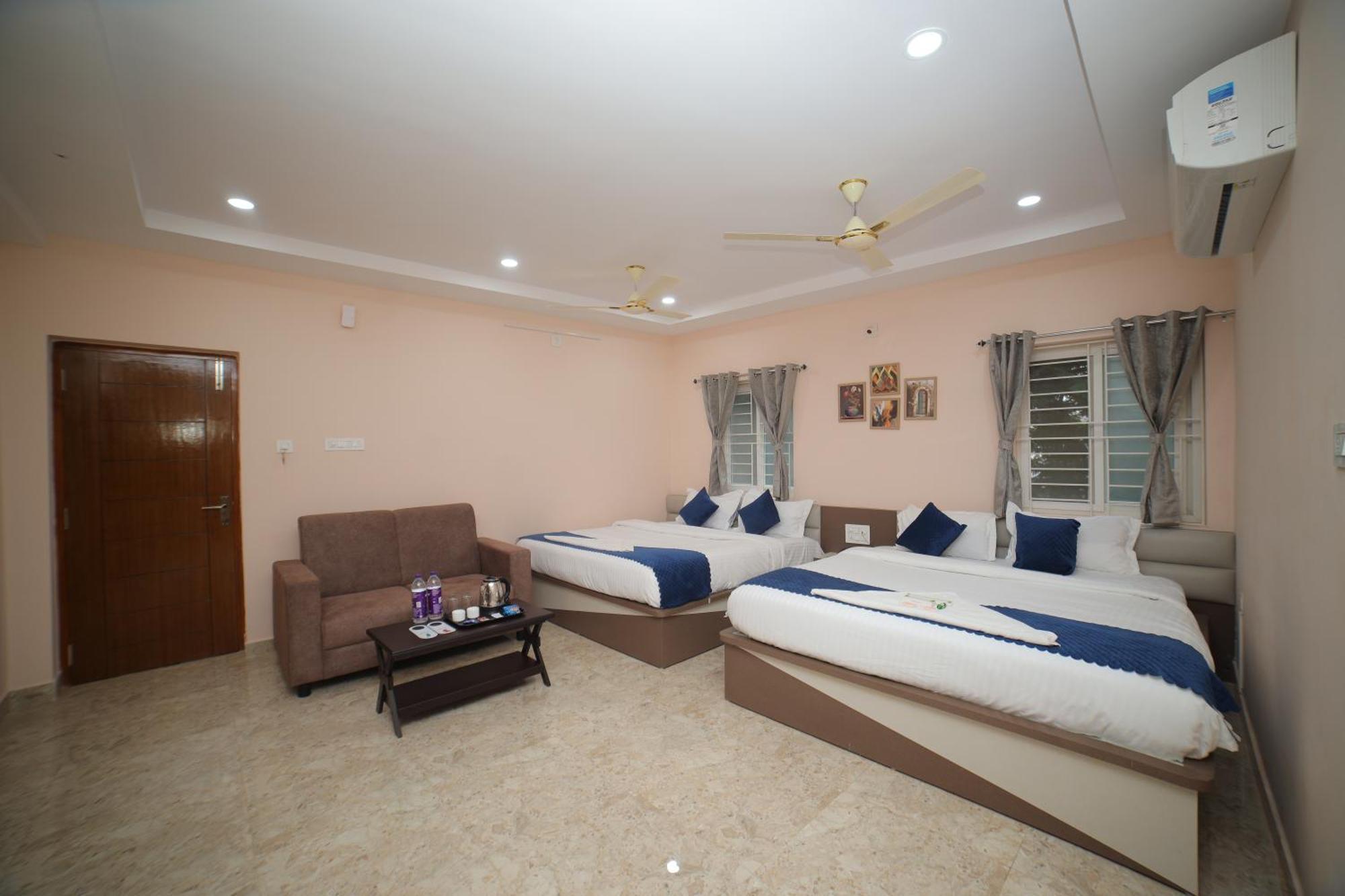 Sri Ganesh Grand Hotel Tirupati Buitenkant foto