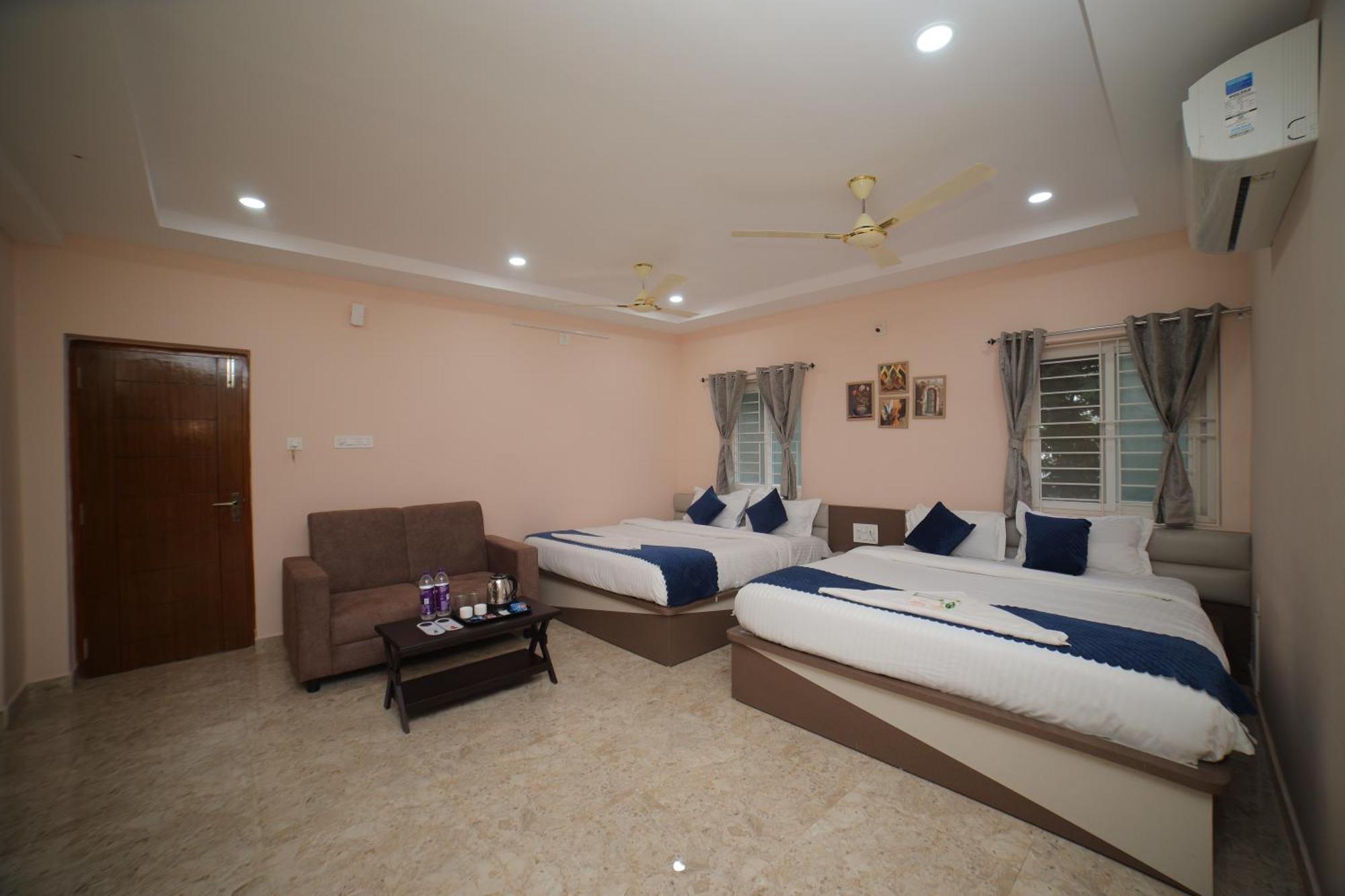 Sri Ganesh Grand Hotel Tirupati Buitenkant foto
